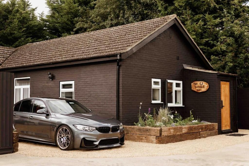 The Saddle Inn, Snetterton Circuit Норвич Экстерьер фото