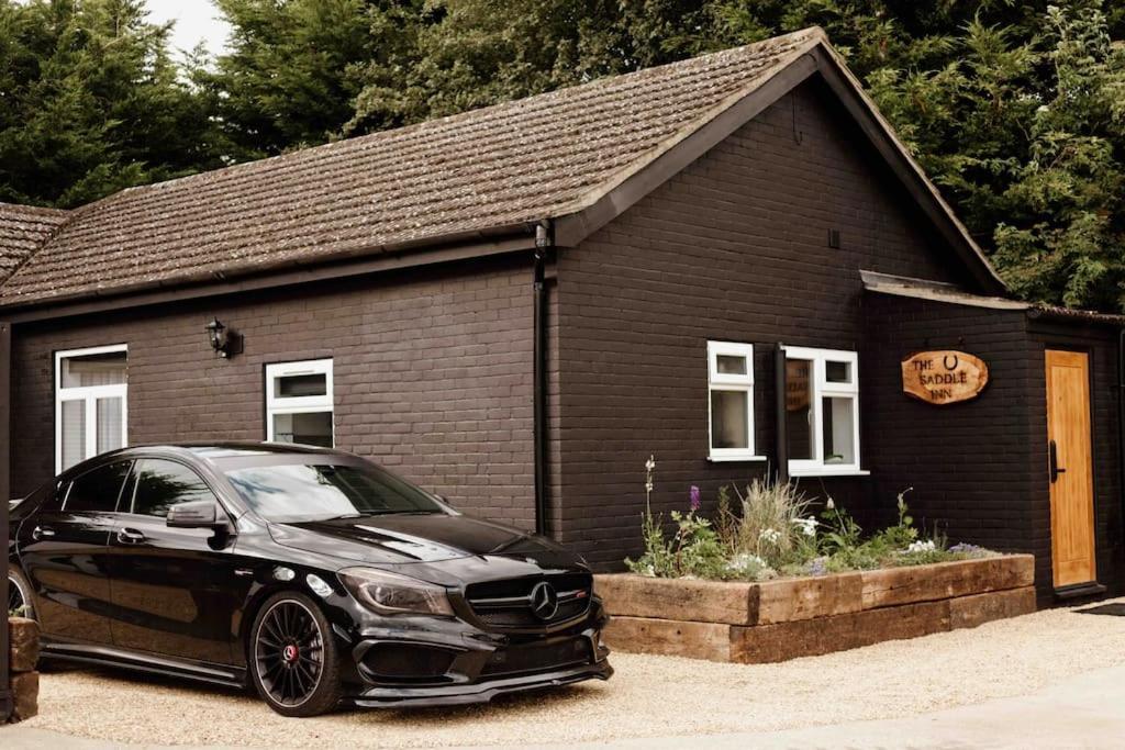 The Saddle Inn, Snetterton Circuit Норвич Экстерьер фото
